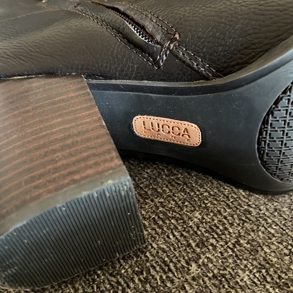 Luca Lane Kat Brown Fold Over
Bootie Size 11 - Picture 13 of 15